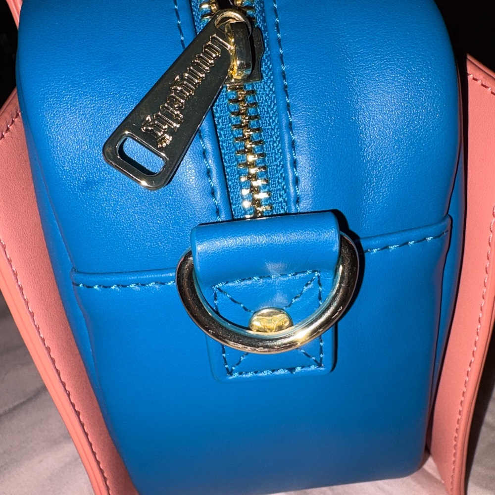 Loungefly D23 2024 Exclusive Walt Disney Animation Studios Crossbody Bag (Rare) - Picture 12 of 14
